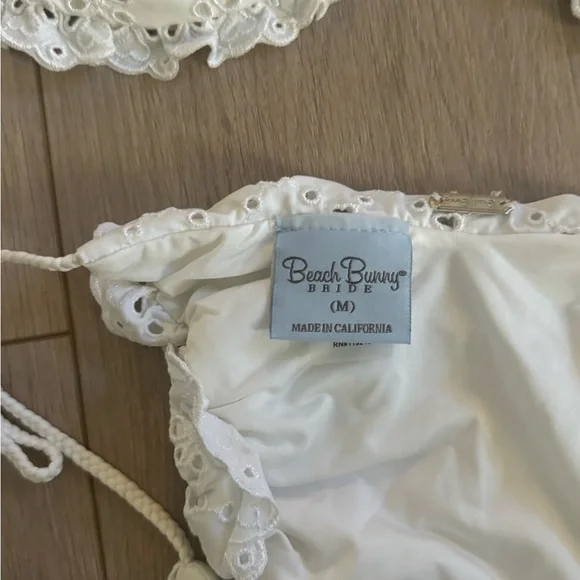 Beach Bunny All Eyes On Me White Eyelet Lace Bikini Set - Picture 5 of 9
